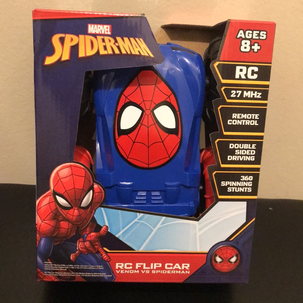Marvel Spider-Man RC Flip Car - Blue and Red